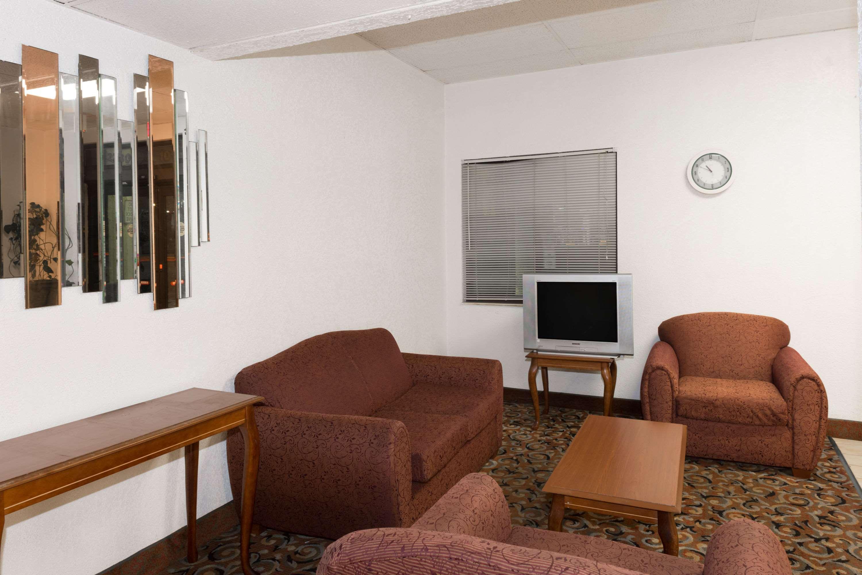 Super 8 By Wyndham Pompano Beach Εξωτερικό φωτογραφία
